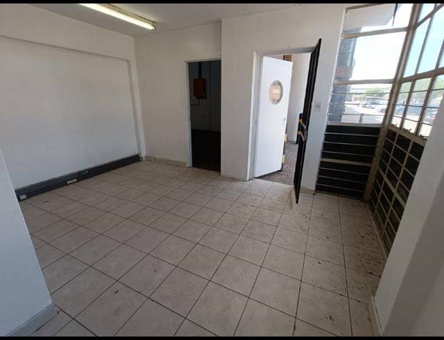 INDUSTRIAL PROPERTY TO RENT IN STORMILL